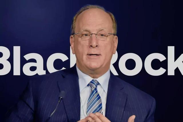 مدیرعامل بلکراک: طلا و کریپتو پناهگاه سرمایهگذاران در بحران جهانی هستند