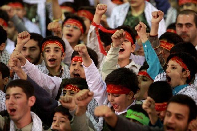 بسیج دانشآموزی؛ سنگر ایمان و تلاش در مدارس یزد