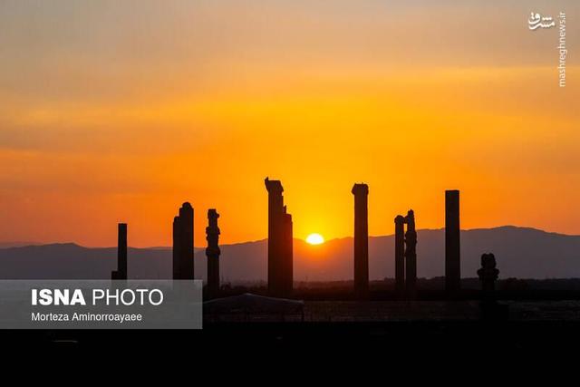 چشم اندازی زیبا از تخت جمشید