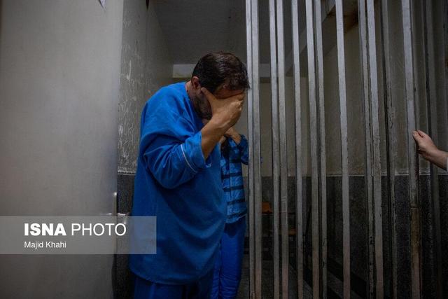 کشف بسته مشکوک و قرصهای قاچاق در اداره پست ورآورد