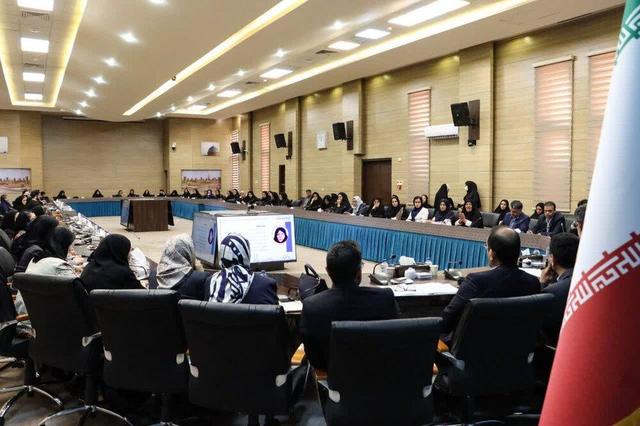 بانوان یزدی موتور محرک اقتصاد استان