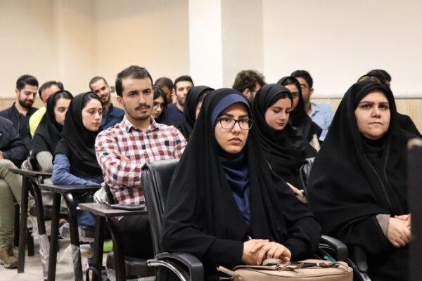 کارگاه علمی فرهنگی «ادبیات نو» در دانشگاه آزاد یاسوج برگزار شد