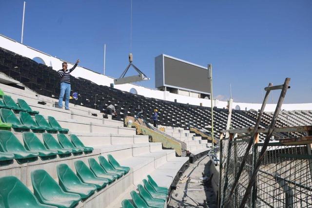 ببینید | تخریب سکوهای ضلع شرقی ورزشگاه آزادی برای بازسازی