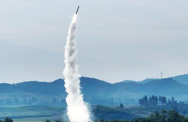 کیم جونگ اون موشک جدیدش را آزمایش کرد؛ یک موشک استراتژیک کروز