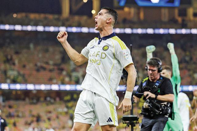 رفتار عجیب رونالدو پیش از زدن ضربه ایستگاهی سوژه شد + عکس