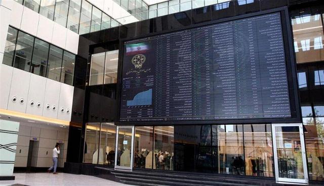 وضعیت متعادل و سبز بورس در آخرین روز کاری؛ رشد ۳۳ هزار و ۴۳۶ واحدی شاخص کل