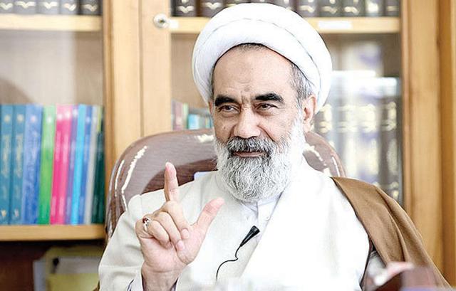 آیت اخلاق، معمار فر