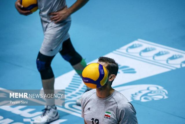 عکس روز | در حاشیه تمرین مردان والیبال ایران پیش از اعزام به ریاض