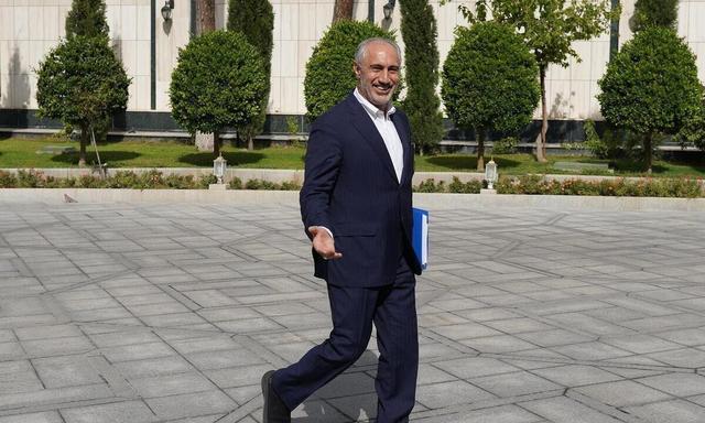 در شرایط فعلی برای تامین معیشت مردم میشود برخی ردیف بودجهها نباشند