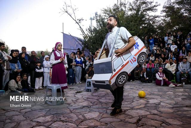 اجراهای هجدهمین جشنواره بینالمللی تئاتر خیابانی مریوان