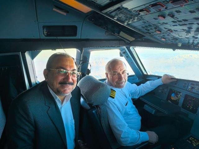 قالیباف هدایت پرواز تهران به بجنورد را برعهده داشت