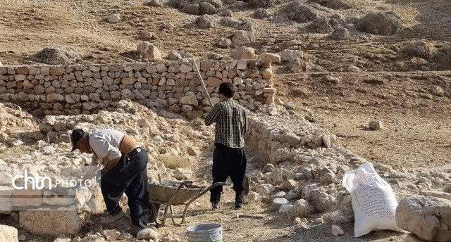 مرمت تاق سنگی خاناوی چهارمحال و بختیاری ۴۰ درصد پیشرفت فیزیکی دارد