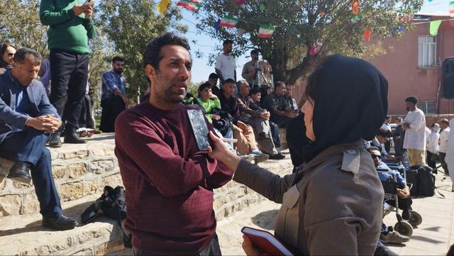 داور جشنواره مریوان: تئاتر خیابانی گفتوگوی زنده انسان با انسان است