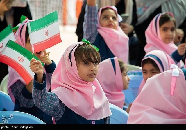 روایت آینده از سنگر مدرسه