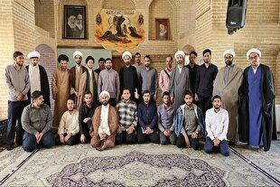 اجرای طرح «مثل خمینی» از سوی خانه طلاب جوان