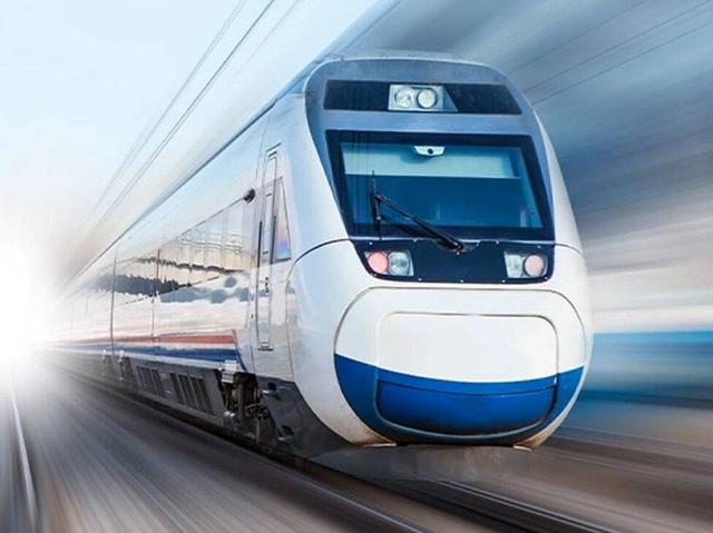 ببینید | رونمایی از امکانات قطار لوکس «رویای صحرا» در عربستان سعودی