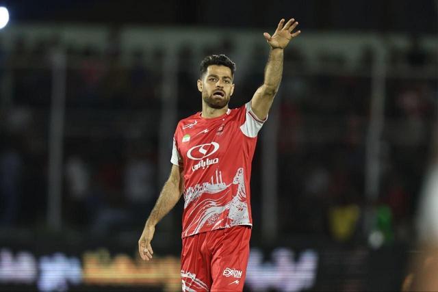 ببینید | اخراج مستقیم پورعلیگنجی پس از خطا بر روی هاشمنژاد