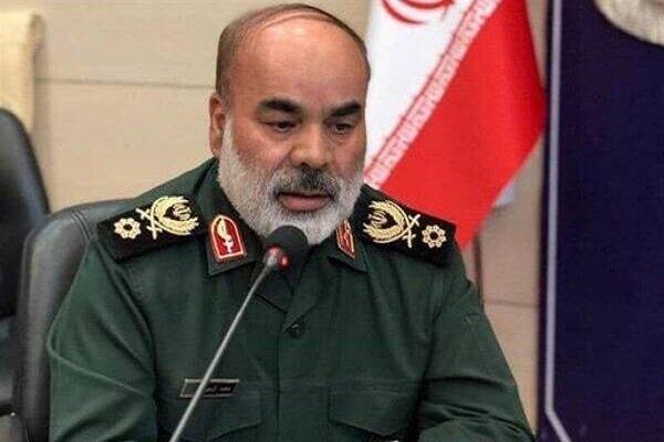 سردار کرمی: مدافعان سلامت در خط مقدم جبهه خدمتگذاری هستند