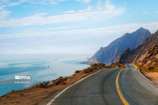 معاون استاندار هرمزگان: اقتصاد محلی بندر خمیر با گردشگری دریایی جان میگیرد