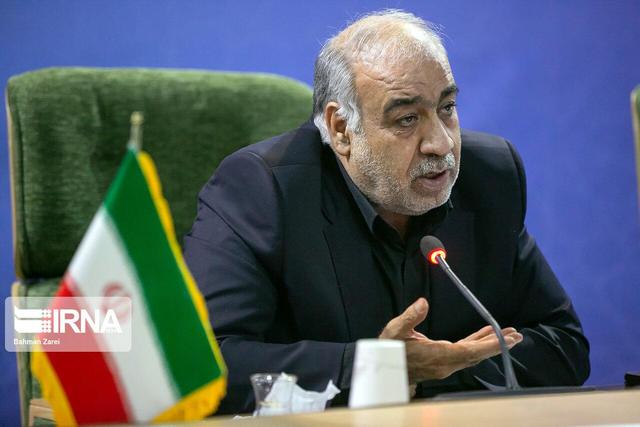 معاون وزیر راه: احداث پلهای کابلی جاده هراز پیشرفت ۸۰ درصدی دارد