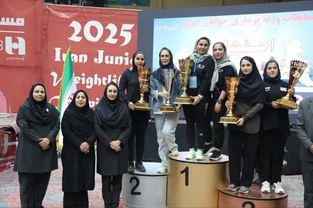 ۹ مدال؛ حاصل تلاش دختران خوزستانی در مسابقات وزنهبرداری جوانان کشور