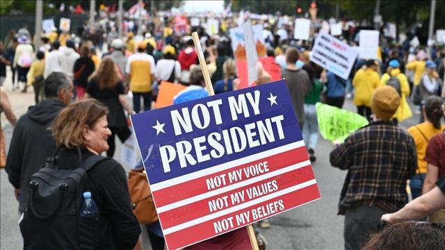 ترامپ و جمهوریخواهان مقصر طولانی شدن تعطیلی دولت فدرال