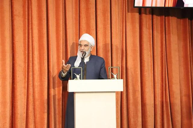 ۱۳ آبان نماد ایستادگی در برابر استکبار جهانی است