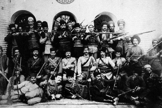 چالش مشروعه و مشروطه و زمینههای نگارش «تنبیه الامه» میرزای نائینی