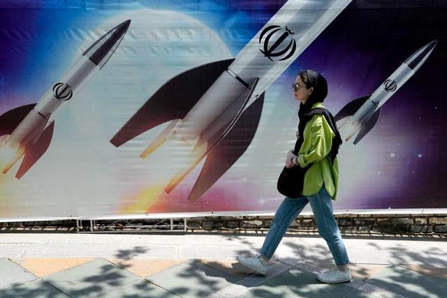 ببینید | سعید معیدفر جامعهشناس: پس از جنگ همه چیز دوباره به تنظیمات کارخانه بازگشت