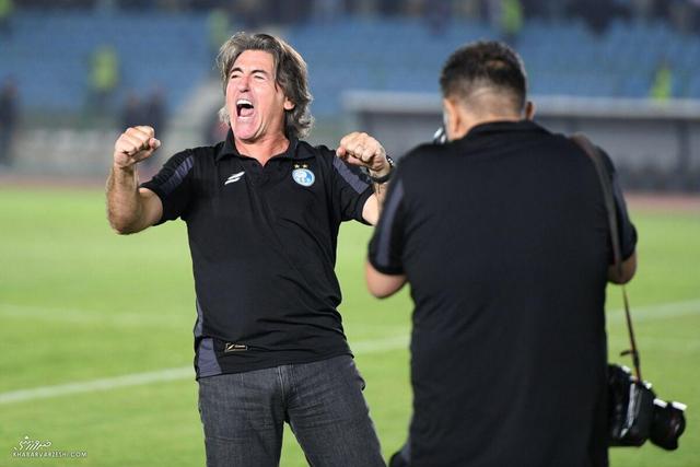 ساپینتو: شاید او روزی سرمربی استقلال شود/ واقعیت است و نمیتوانیم این را رد کنیم/ ۱۱ امتیاز ما را نگرفتند!