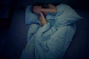 علت دیدن خوابهای عجیب هنگام بیماری چیست؟