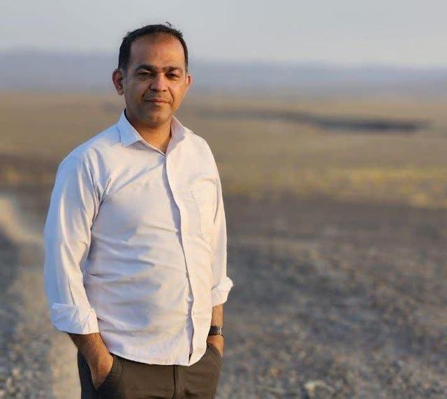 در «دهوا حنینا»، به چشم گردشگران، کارون سفیدپوش میشود