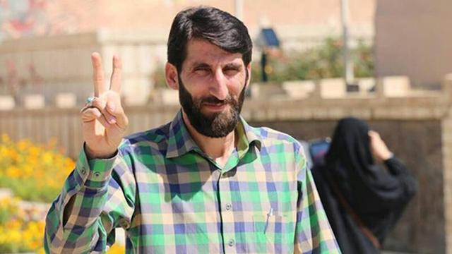 جشن تکلیف دختری که بعد از شهادت پدر به دنیا آمد