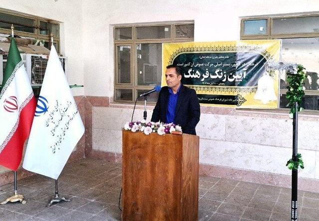 نباید در فعالیتهای فرهنگی از مسیر اعتدال خارج شویم