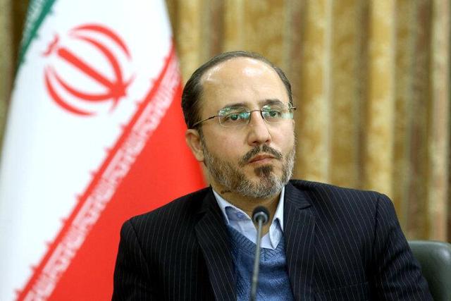 جریان انقلابی دنبال نقد نیست چون ملاحظه کشور را میکند + ویدئو