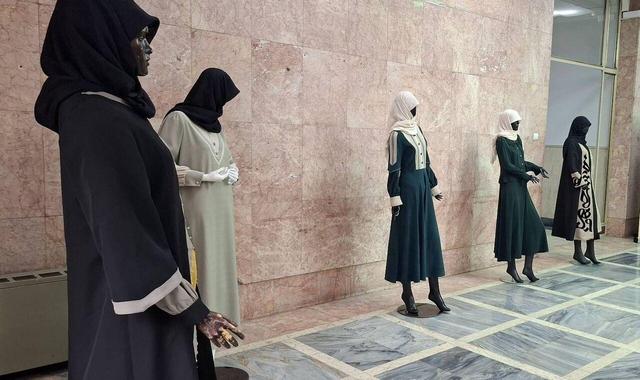 نمایشگاه پوشاک و محصولات فرهنگی کودکان و نوجوانان در وزارت فرهنگ