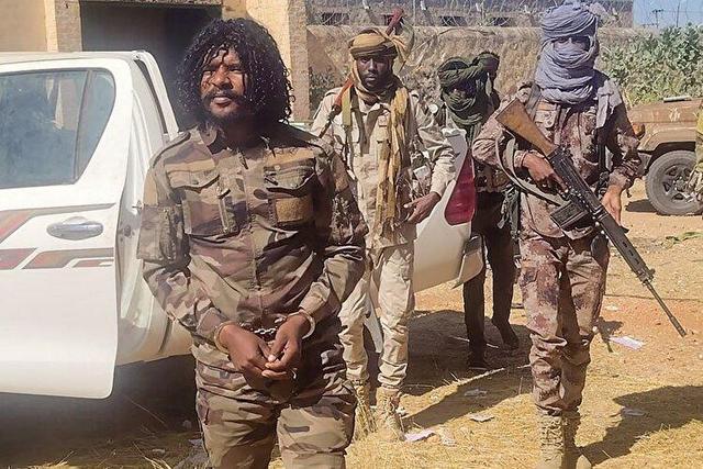 وحشت شورشیان سودان از خشم جهان/ عامل قتل عالم در بیمارستان الفاشر بازداشت شد