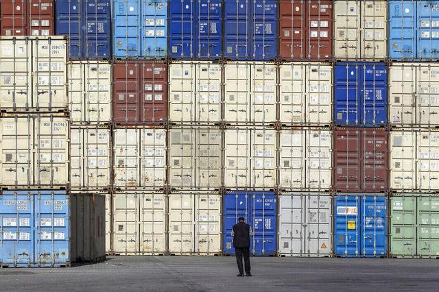 صادرات ۴۲۴ هزار و ۸۸ تن کالا از پایانه مرزی ماهیرود