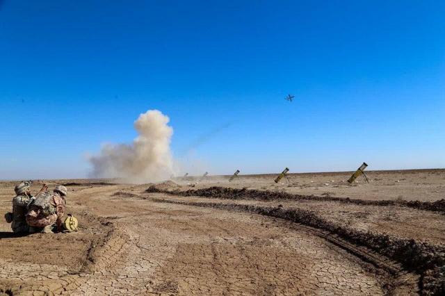 مانور پهپادی یگان سجیل با حضور فرمانده کل سپاه