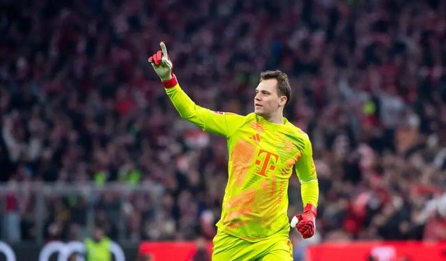 بایرن مونیخ عجلهای برای تمدید قرارداد نویر ندارد