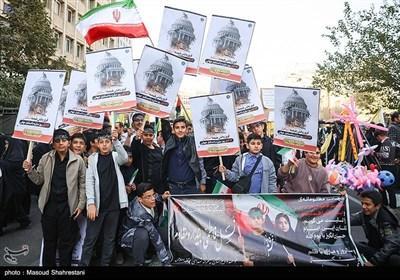 قطعنامه سراسری راهیپمایی یومالله 13 آبان