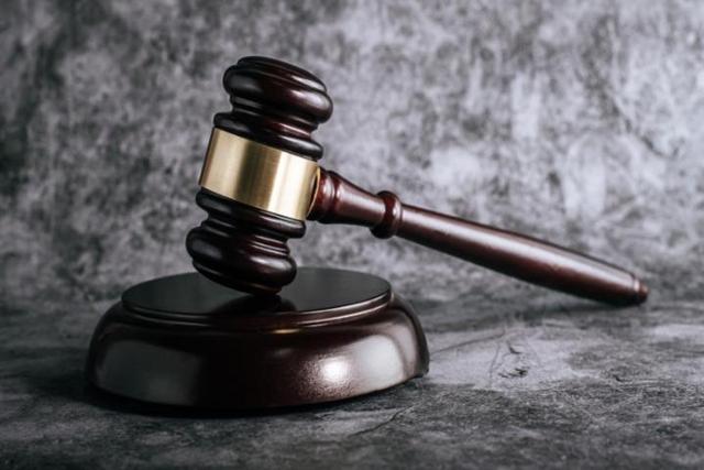 مانداموس کانادا چیست؟ راهنمای جامع درخواست، شکایت و حکم آن