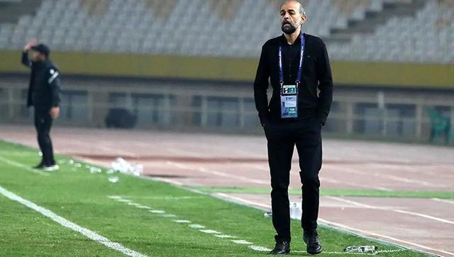 نویدکیا: مسئولیت نتایج سپاهان با من است، نه مدیریت باشگاه