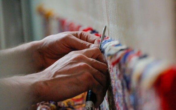 برگزاری ۴۰ دوره آموزش طب فیزیکی برای بافندگان فرش دستبافت همدان تا پایان سال