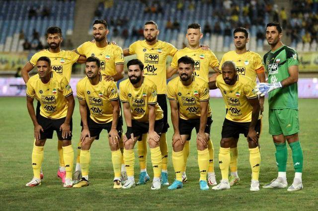 رونمایی از ترکیب سپاهان مقابل آخال؛ حسینی به دروازه بازگشت