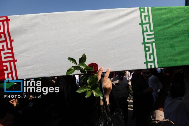 تقدیم ۷۵۶ شهید دانش آموز به انقلاب اسلامی در البرز