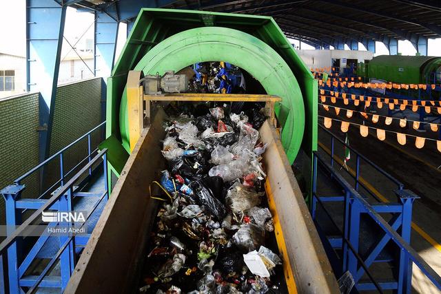 نصب تجهیزات کارخانه پردازش پسماند در جزیره قشم آغاز شد