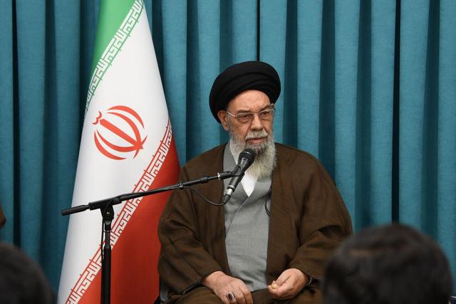 مدرسه باید انسانساز باشد نه حافظهمحور