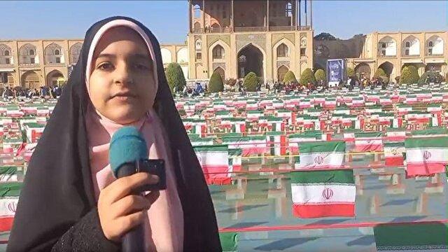 خروش انقلابی دانشآموزان اصفهانی در یومالله ۱۳ آبان + فیلم