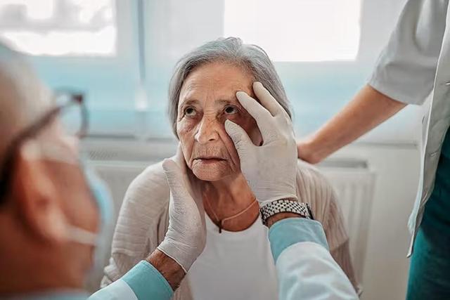 کشف راهی برای درمان شایعترین عامل نابینایی سالمندان